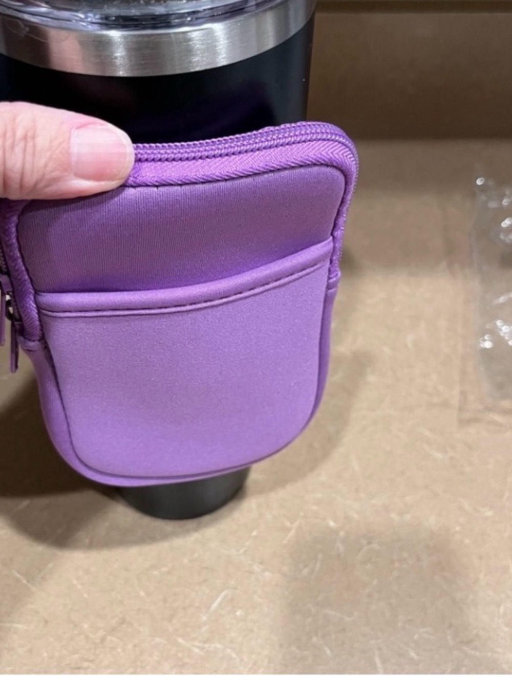 Wrap around Pouch for mugs with zip closure.